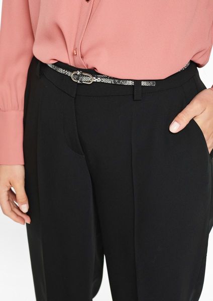 s.Oliver Black Label Rita Comfort : pantalon en twill muni d'une ceinture - noir (9999)