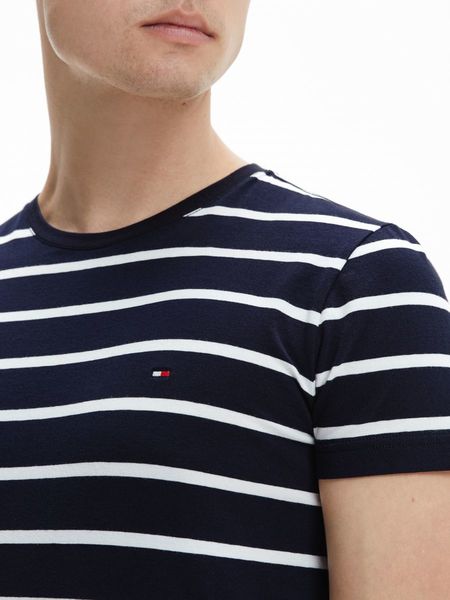 Tommy Hilfiger T-shirt slim fit avec logo - bleu (0A6)