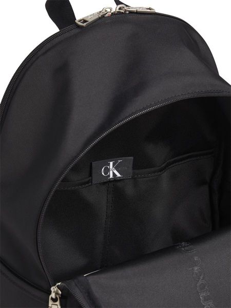 Calvin Klein Jeans Round backpack in recycled polyester - black (BDS)