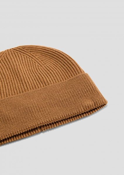 s.Oliver Red Label Merino wool knitted hat - brown (8469)