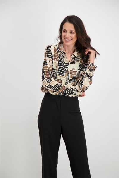 Signe nature Blouse with an all-over pattern - black/beige (2)