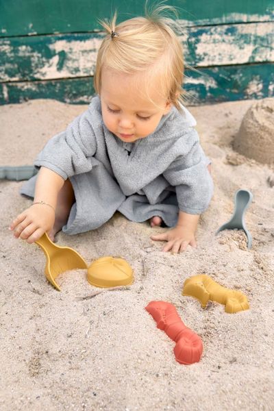 Lässig Sand toys set of 5 - Water Friends - orange (Rose)
