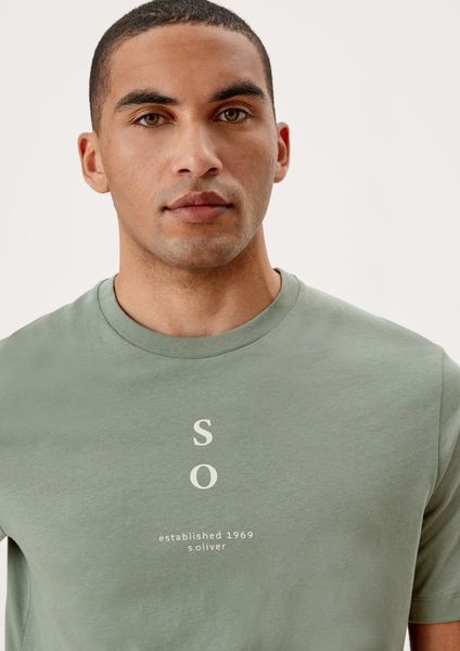 s.Oliver Red Label T-shirt en coton à inscription imprimée - vert (78D1)
