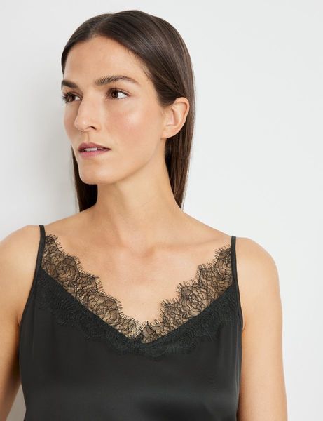 Gerry Weber Collection Flowing top with lace trim - black (11000)