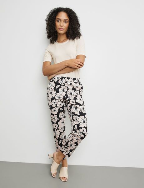 Gerry Weber Collection Floral pattern trousers - black (01098)