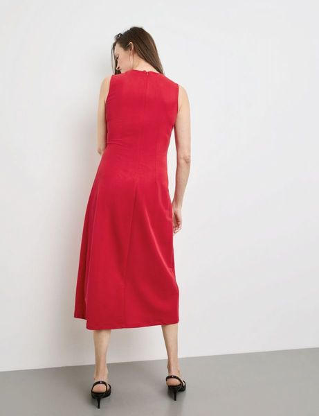 Gerry Weber Edition Midi dress with a knotted detail - red (60706)