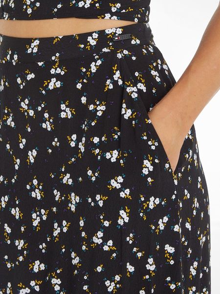 Tommy Jeans Midi skirt with floral print - black (0GR)