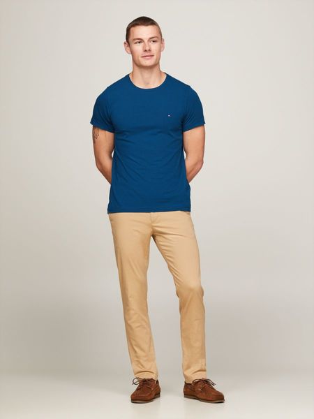 Tommy Hilfiger T-shirt slim fit avec logo - bleu (C5J)