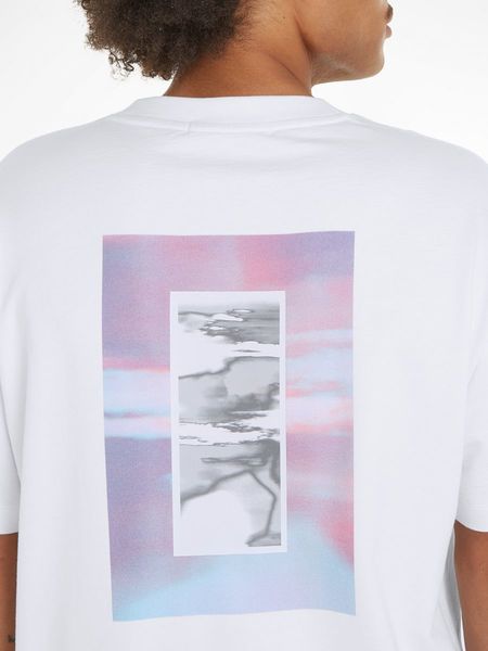 Calvin Klein Jeans T-shirt avec impression dans le dos - blanc (YAF)
