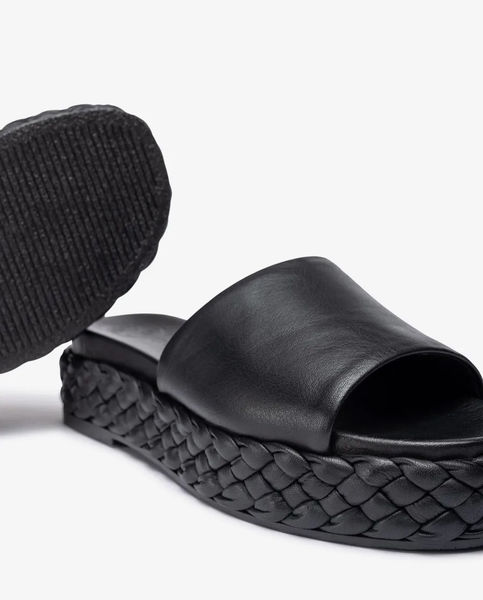 Unisa Sandals with braided blocks - black (BLACK)