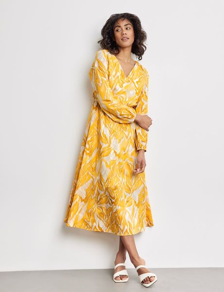 Taifun Midi dress with allover pattern - yellow (04262)