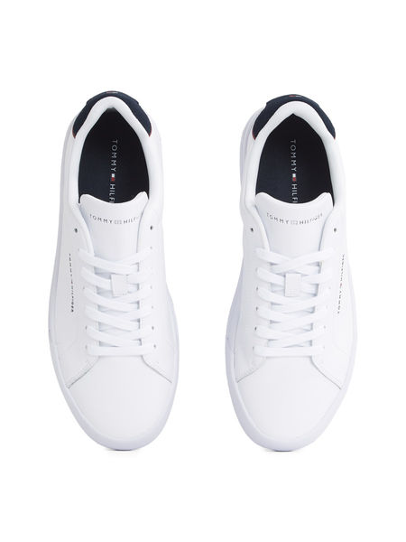 Tommy Hilfiger Court-Sneaker mit Logo - weiß (0LD)