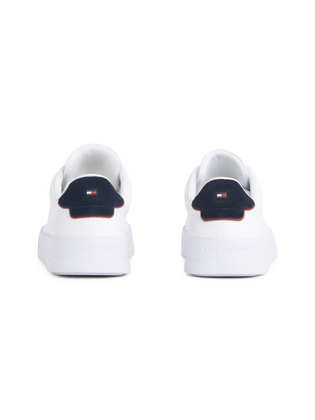 Tommy Hilfiger Court-Sneaker mit Logo - weiß (0LD)