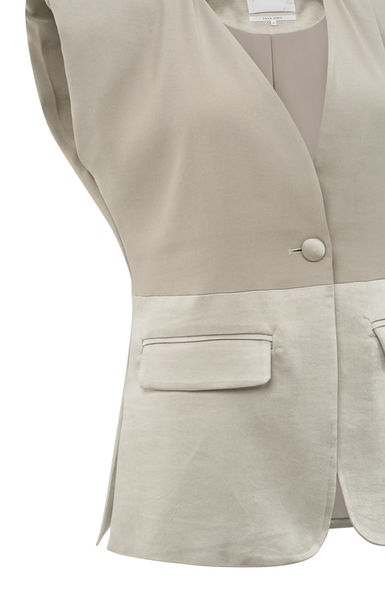 Yaya Ärmelloser Blazer mit Satin-Details - beige (44501)